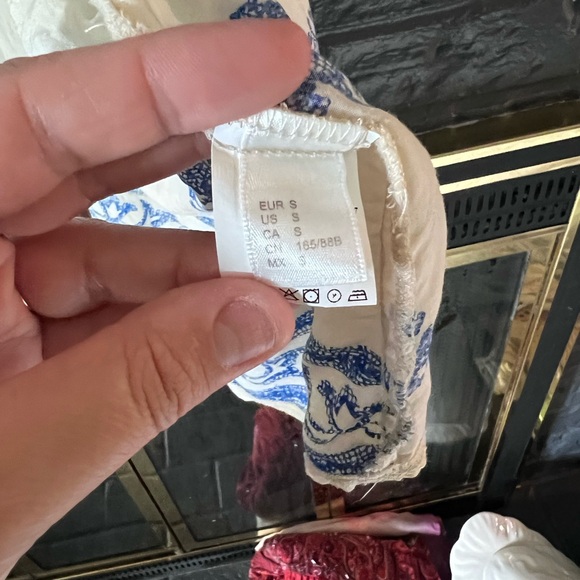 Blue and White Floral Kimono - Picture 3 of 6